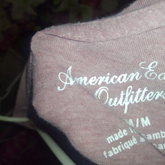 🎉American Eagle Outfitters Pink & Silver Top - Picture 6 of 6